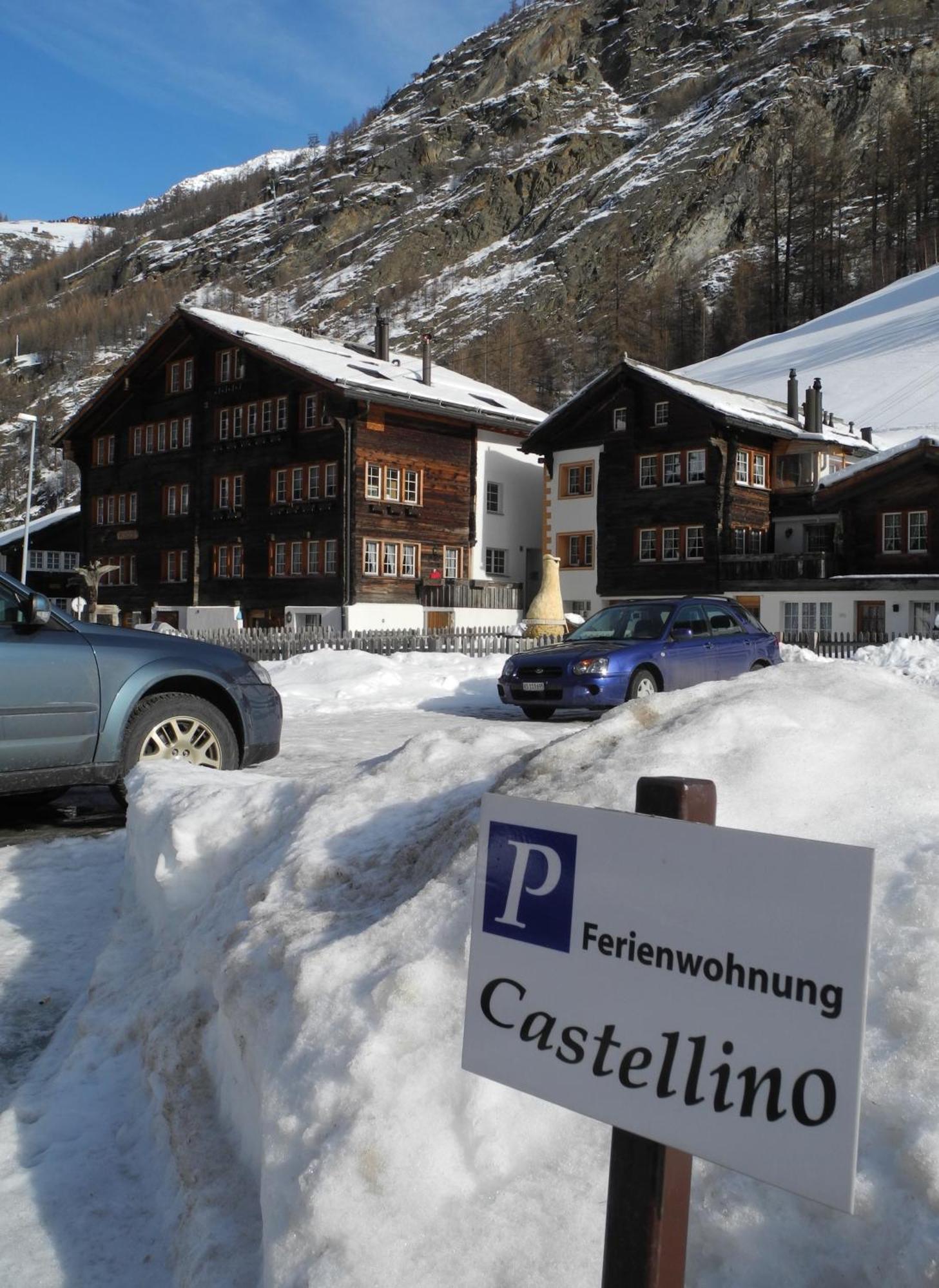 Ferienhaus Antigua Saas-Grund Ruang foto