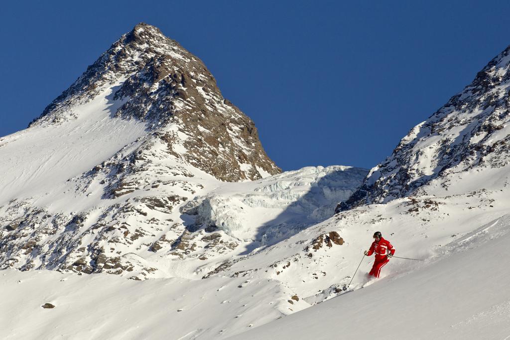 Ferienhaus Antigua Saas-Grund Bagian luar foto